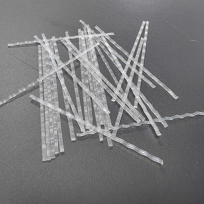 Formation en ondes de fibres macro PP au lieu de mailles métalliques soudées et de fibres d'acier dans les structures en béton pour les ponts et les toits de tunnels