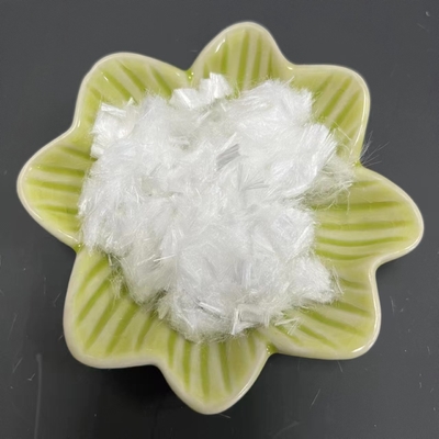 Excellente résistance au rétrécissement de la forme de monofilament blanc de fibre de PP pour une couche imperméable à l'eau de l'industrie