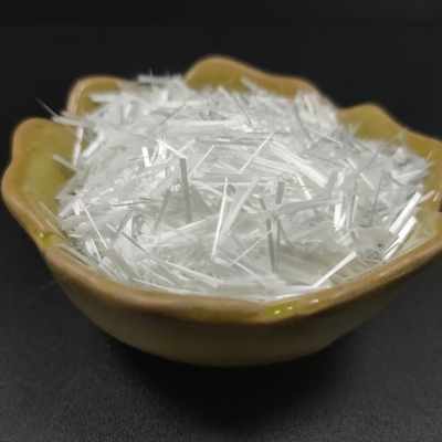Brin coupé par fibre de verre forte de l'AR de résistance à la corrosion pour le renfort concret