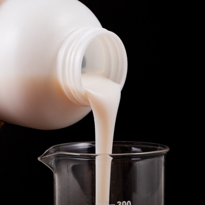 Émulsion Styrène-acrylique liquide translucide blanche laiteuse R-309 de copolymère pour l'huile à base d'eau de finition