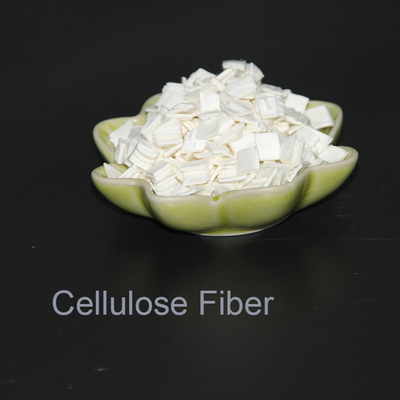 Fibre de cellulose naturelle de lignine hydrophile et de haute résistance pour les applications de garniture blanche