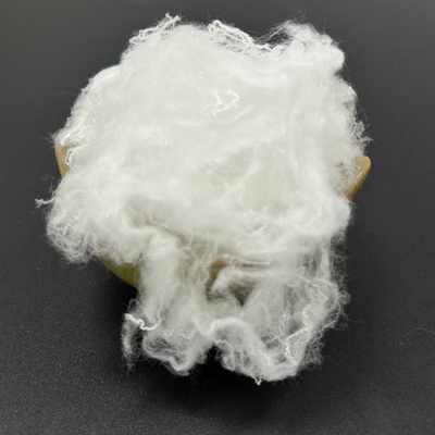 Fibre de renforcement en nylon/polyamide mélangée à du coton et à de la laine pour la filature