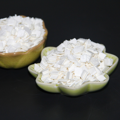 Fabrication à partir de fibres de cellulose à base de fibres naturelles