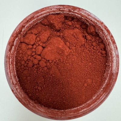 B140 Résistance à la teinture forte Pigment synthétique Oxyde de fer Rouge pour la peinture