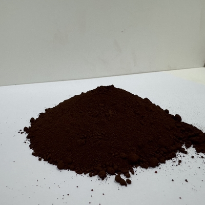 Oxyde de fer brun à forte teinture pour les peintures et les vitraux