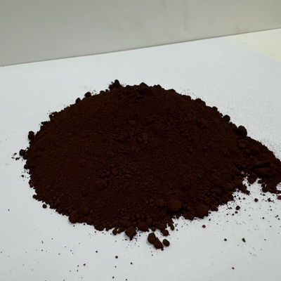 Oxyde de fer brun à forte teinture pour les peintures et les vitraux