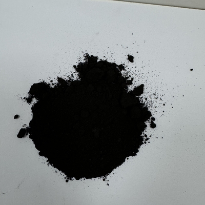 Pigment noir d'oxyde de fer à haute résistance à la teinture pour la peinture de bâtiments industriels