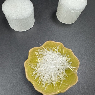 400 MPa Résistance à la traction Polypropylène en forme d'onde Fibre pour le ciment béton anti-craquage
