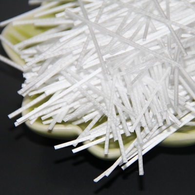 400 MPa Résistance à la traction Polypropylène en forme d'onde Fibre pour le ciment béton anti-craquage
