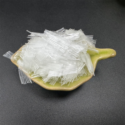 Résistance à la traction 560Mpa Maillage fibrilé en fibre de polypropylène Améliorer la protection de l'acier pour la construction moderne de maisons et d'usines