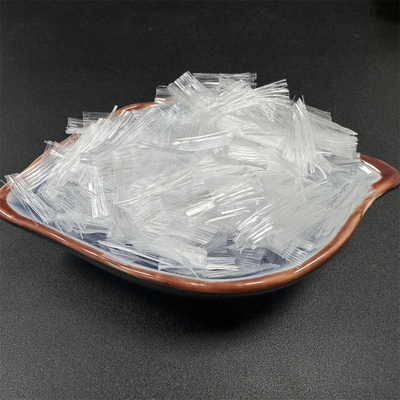 Les fibres en maille de polypropylène de 12 à 20 mm améliorent la qualité et la résistance de l'ingénierie du béton